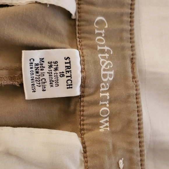 Croft & Barrow Khaki Capri - Picture 4 of 4